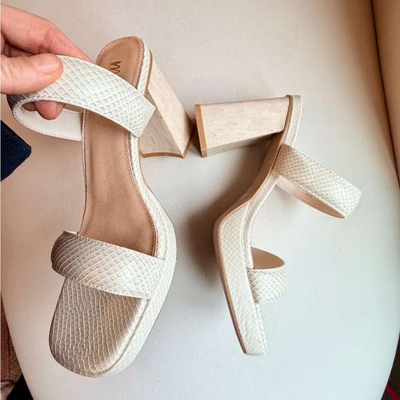 Mi.iM Ivory Snakeskin Printed Chunky Heel - Picture 1 of 7